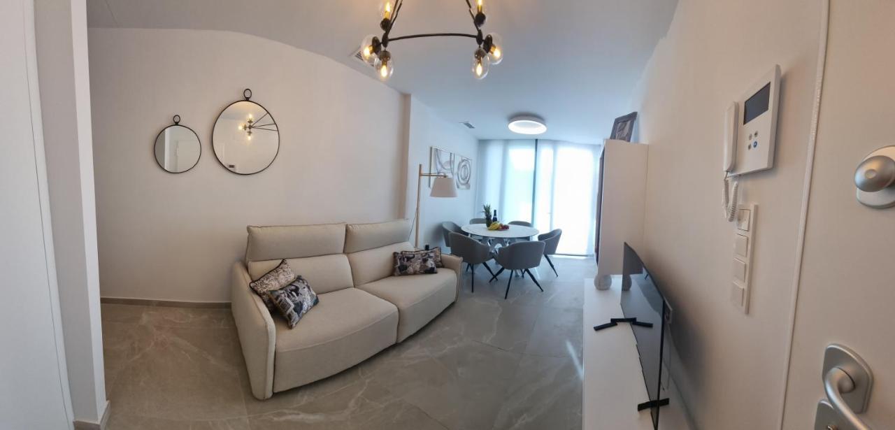 Modern And Cosy Apartment Close To The Beach Torrevieja Exteriör bild