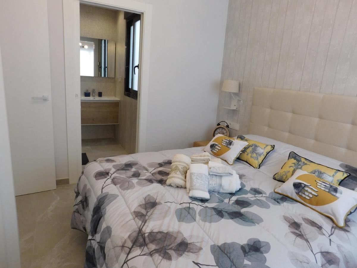 Modern And Cosy Apartment Close To The Beach Torrevieja Exteriör bild
