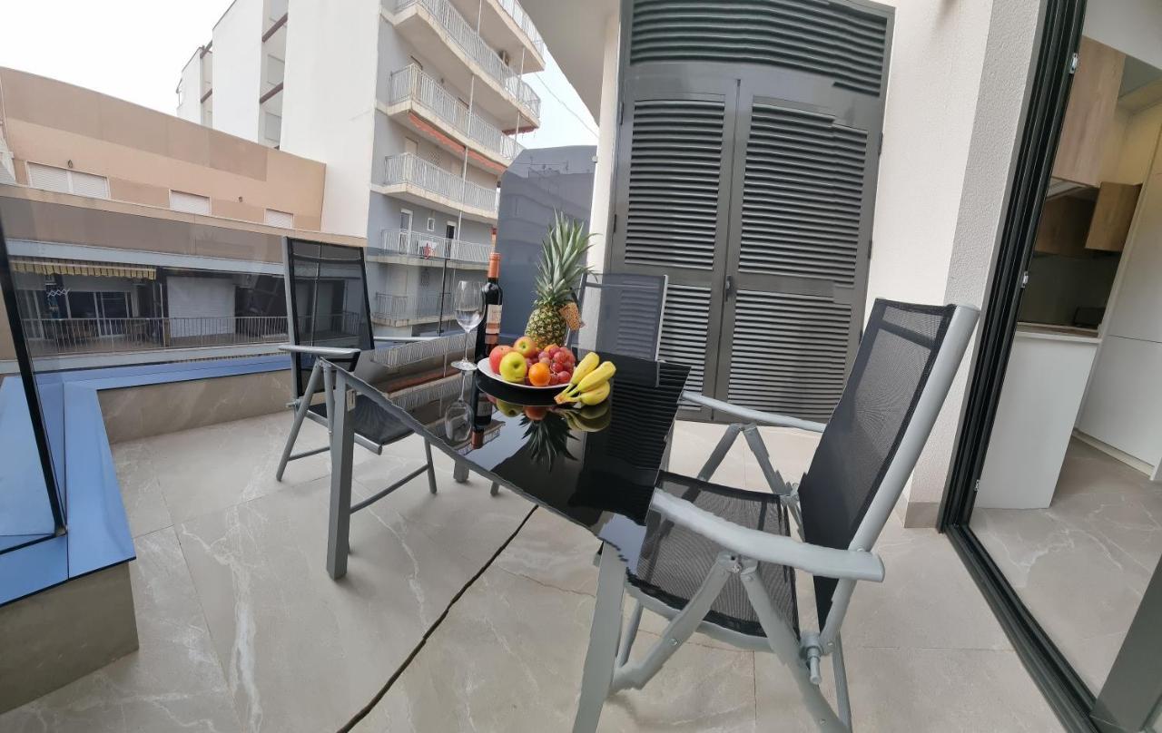 Modern And Cosy Apartment Close To The Beach Torrevieja Exteriör bild